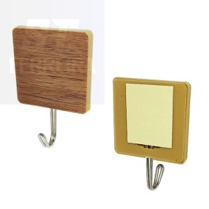 GANCHO ADESIVO QUADRADO 4.3 X 4.3 cm (BAR-224006-6)